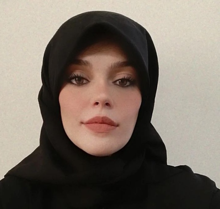 Zahra Niknam 